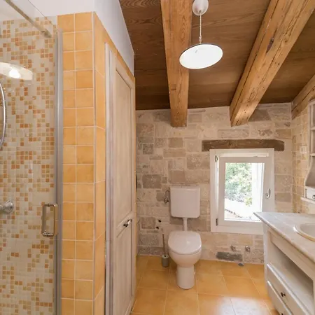 Villa Krug With 3 Bedroom And A Pool Immersed In Nature Near Buje