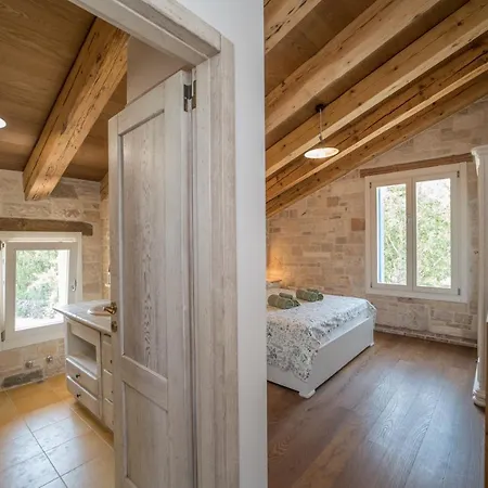Krug With 3 Bedroom And A Pool Immersed In Nature Near Buje Kremenje