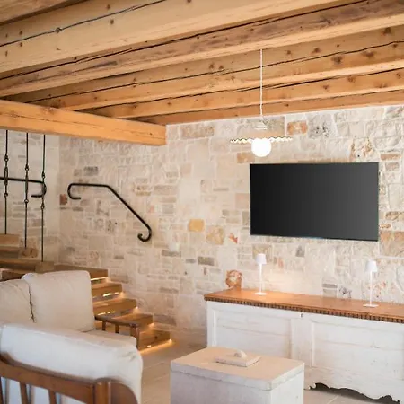 Krug With 3 Bedroom And A Pool Immersed In Nature Near Buje * Kremenje