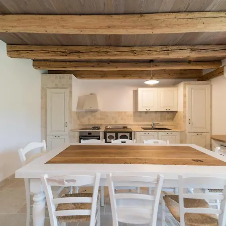 Krug With 3 Bedroom And A Pool Immersed In Nature Near Buje Villa Kremenje