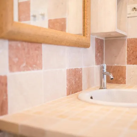 Krug With 3 Bedroom And A Pool Immersed In Nature Near Buje Villa Kremenje