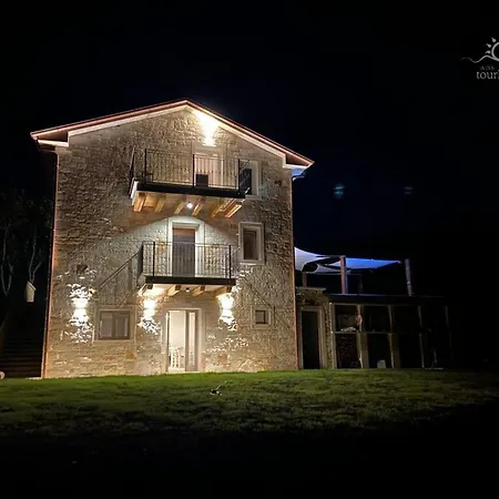 Villa Krug With 3 Bedroom And A Pool Immersed In Nature Near Buje *