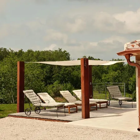 Villa Krug With 3 Bedroom And A Pool Immersed In Nature Near Buje *