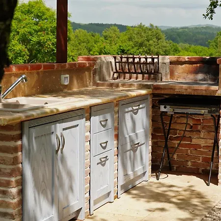 Krug With 3 Bedroom And A Pool Immersed In Nature Near Buje * Kremenje